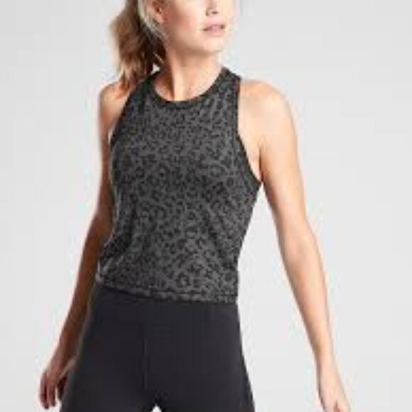 EUC✨ ATHLETA medium grey & black leopard print cropped Shanti yoga top - Picture 4 of 6